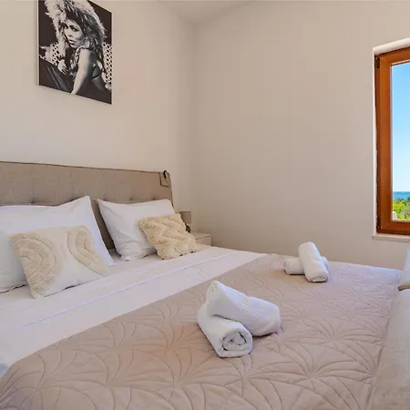 Villa In Orebic