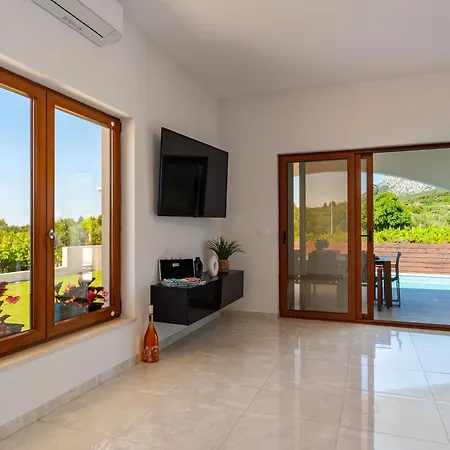 Villa In